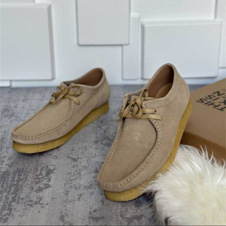 Thick-soled Casual Lace Up Shoes